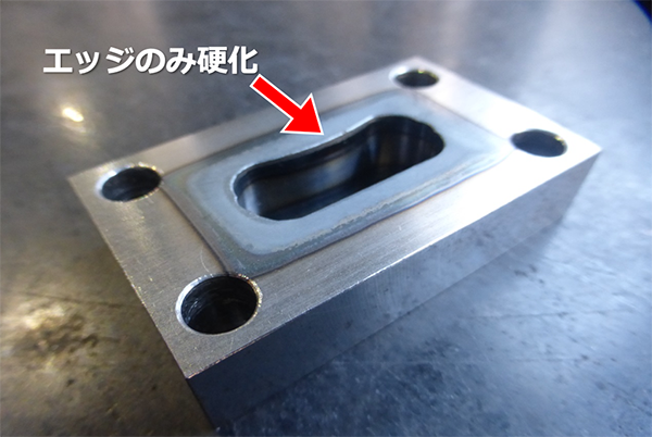 小型抜き金型